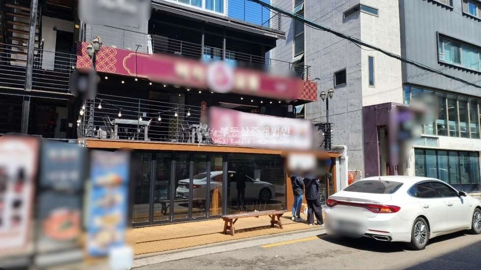 서울특별시 마포구 동교동 상가 사진 1