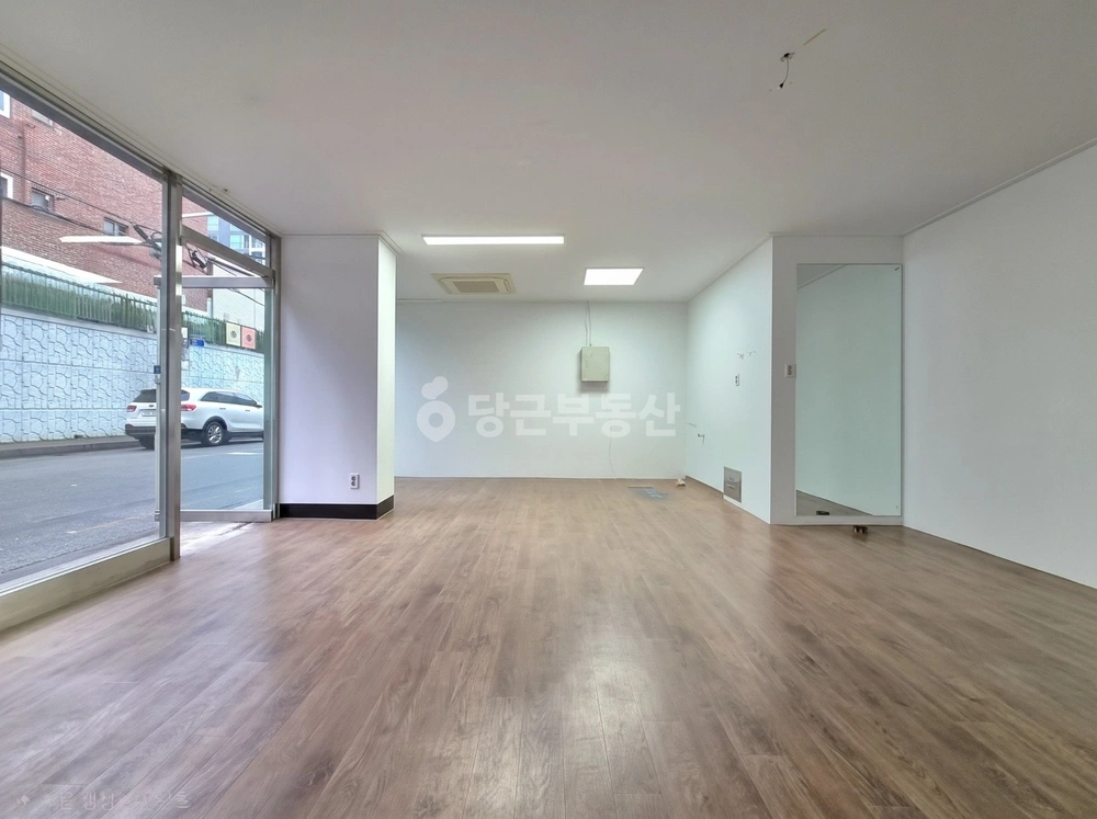 전북특별자치도 전주시 덕진구 우아동2가 상가 사진 1