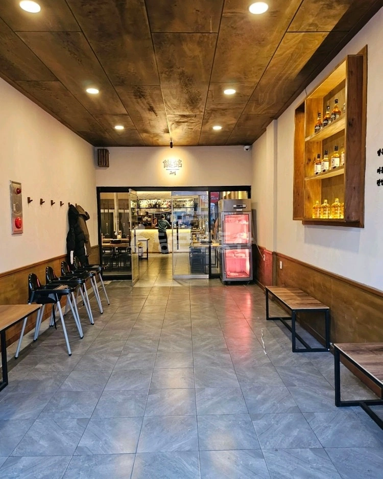 경상남도 창원시 진해구 충무동 상가 사진 1