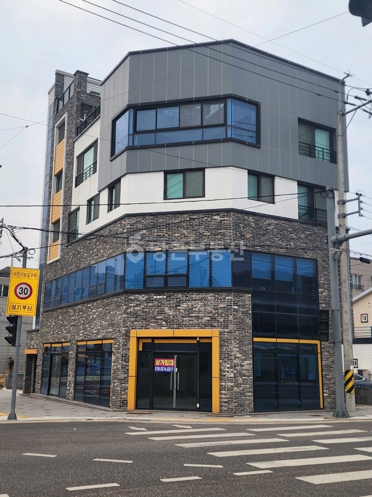 경상북도 포항시 북구 양덕동 상가 사진 1