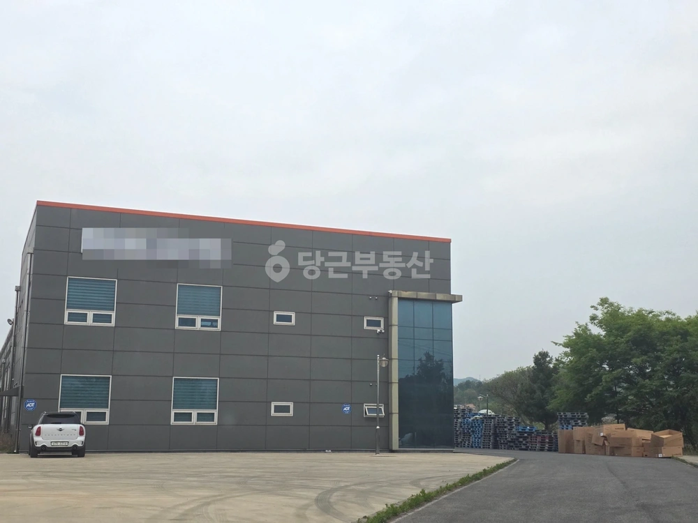 충청남도 천안시 서북구 성거읍 공장/창고 사진 1