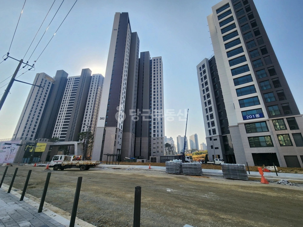 경기도 안성시 공도읍 아파트 사진 1