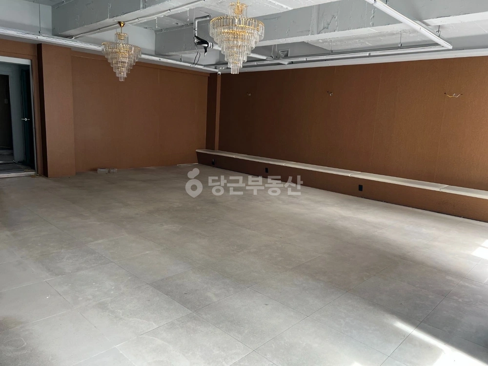 전남광주통합특별시 북구 중흥동 상가 사진 1