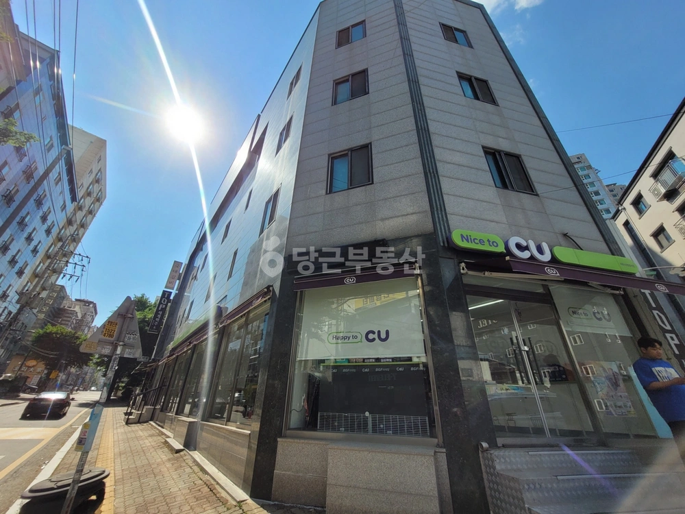 경기도 수원시 팔달구 인계동 상가 사진 1