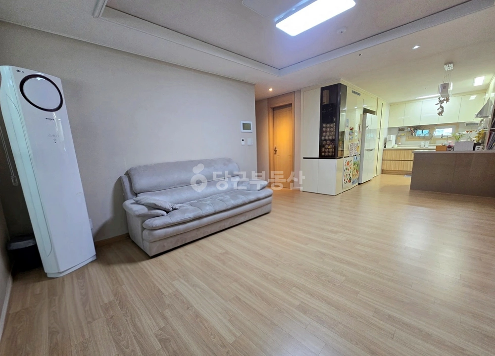 부산광역시 강서구 명지동 아파트 사진 1