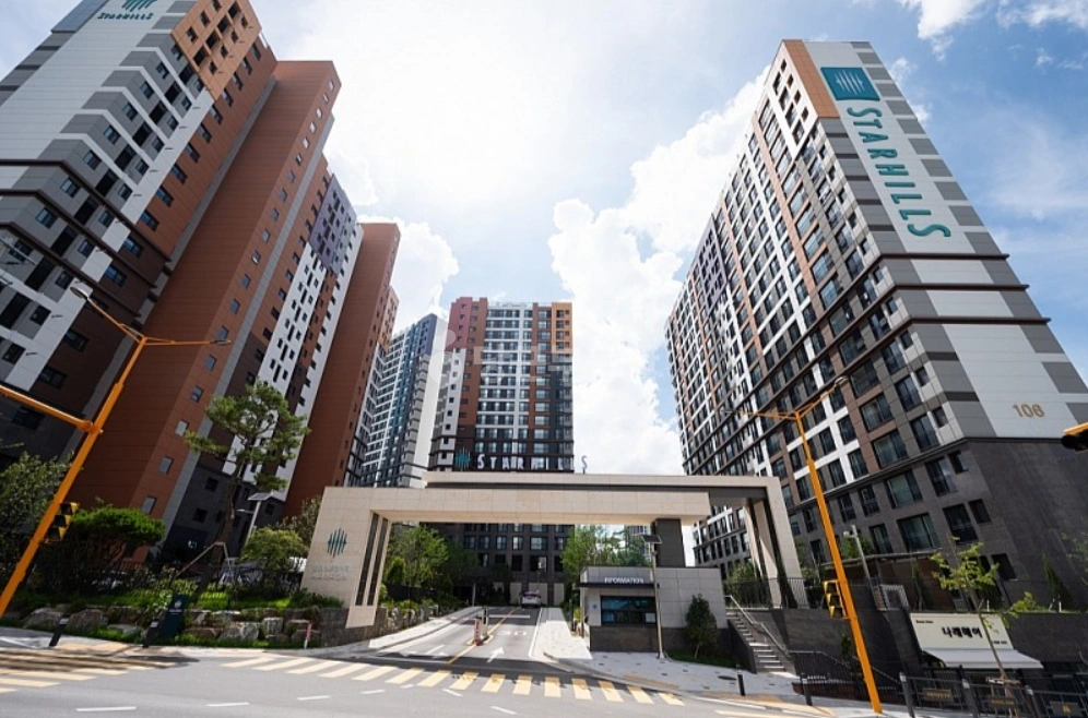 전남광주통합특별시 북구 용두동 아파트 사진 1