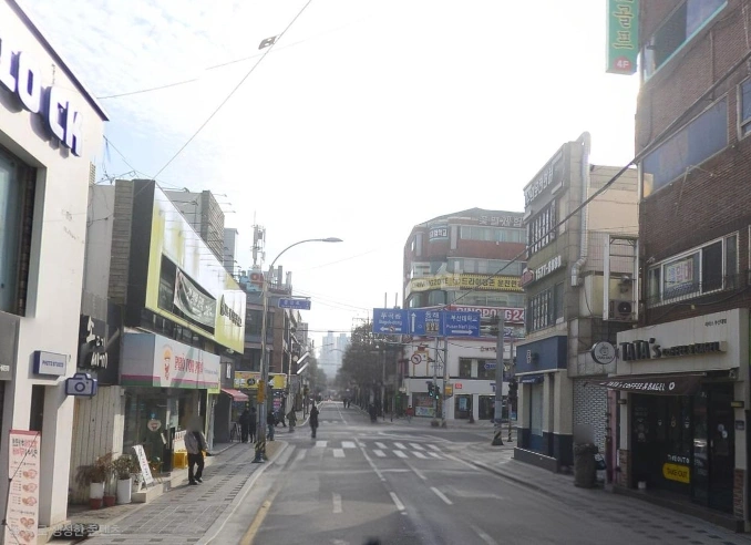 부산광역시 금정구 장전동 상가 사진 1
