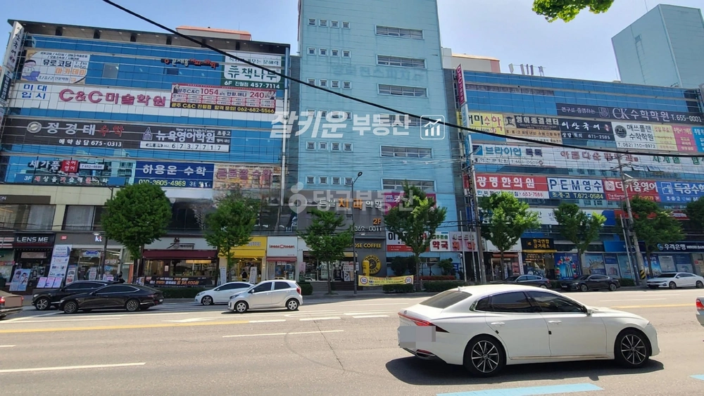 전남광주통합특별시 남구 진월동 상가 사진 1