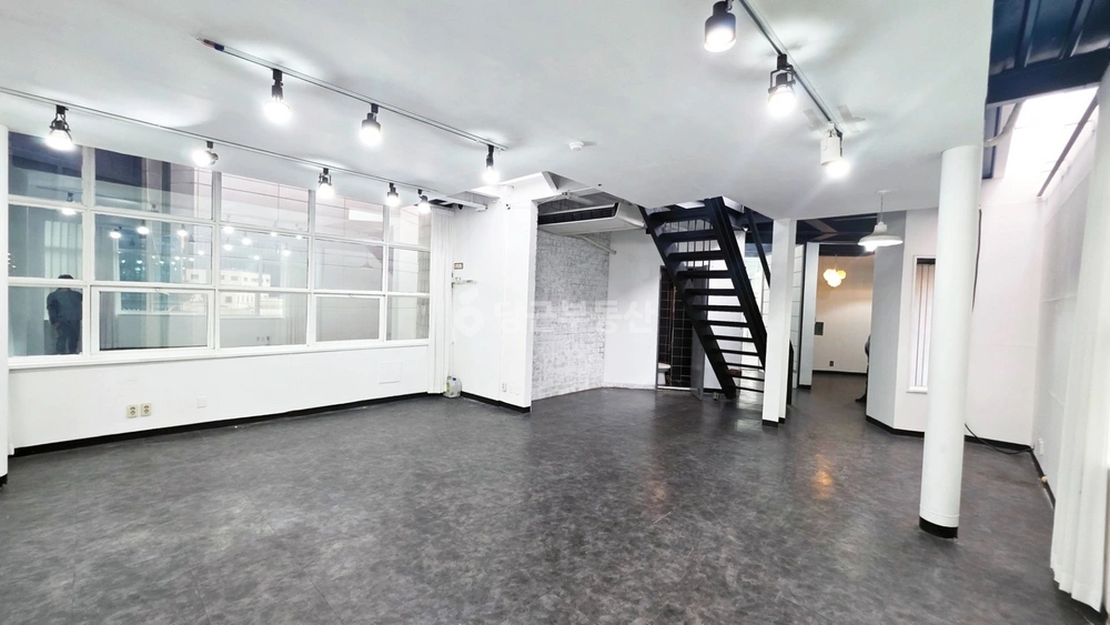 서울특별시 강남구 역삼동 사무실 사진 1