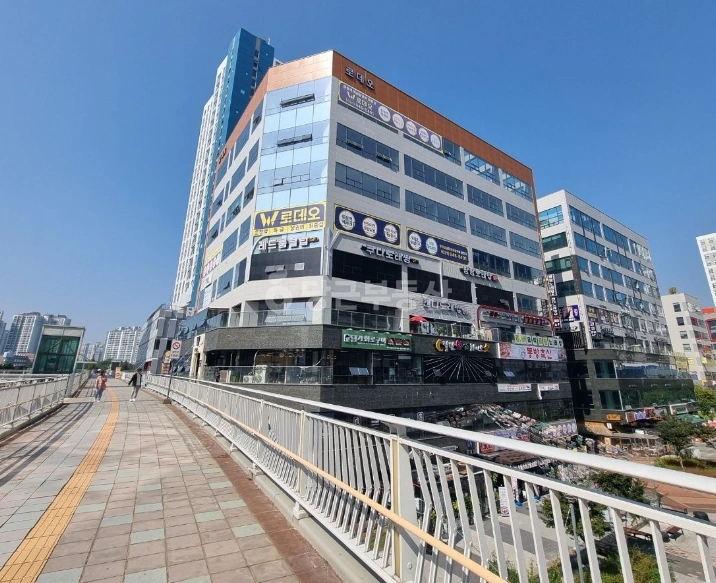 경기도 파주시 와동동 상가 사진 1