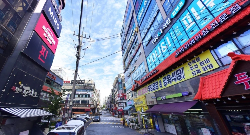 경기도 수원시 팔달구 인계동 상가 사진 1