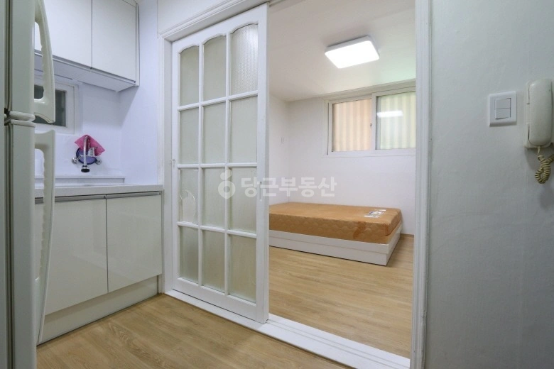 서울특별시 강남구 논현동 원룸 사진 1