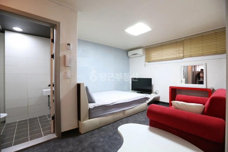 서울특별시 강남구 논현동 원룸 사진 1