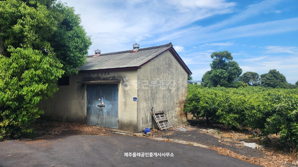 제주특별자치도 서귀포시 남원읍 토지 사진 1