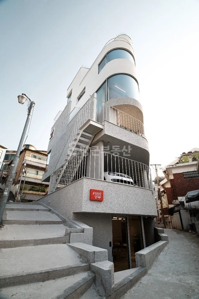 서울특별시 용산구 이태원동 건물 사진 1