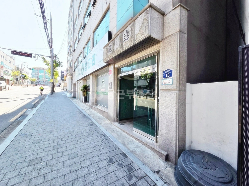 서울특별시 관악구 신림동 상가 사진 1