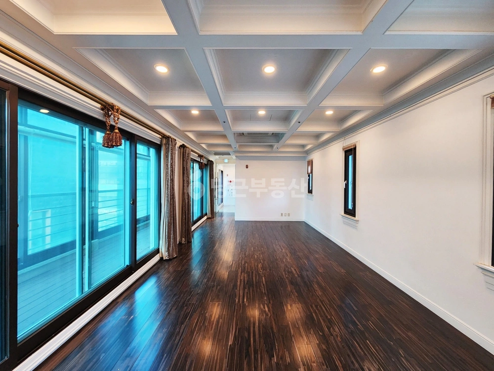 서울특별시 강남구 역삼동 사무실 사진 1