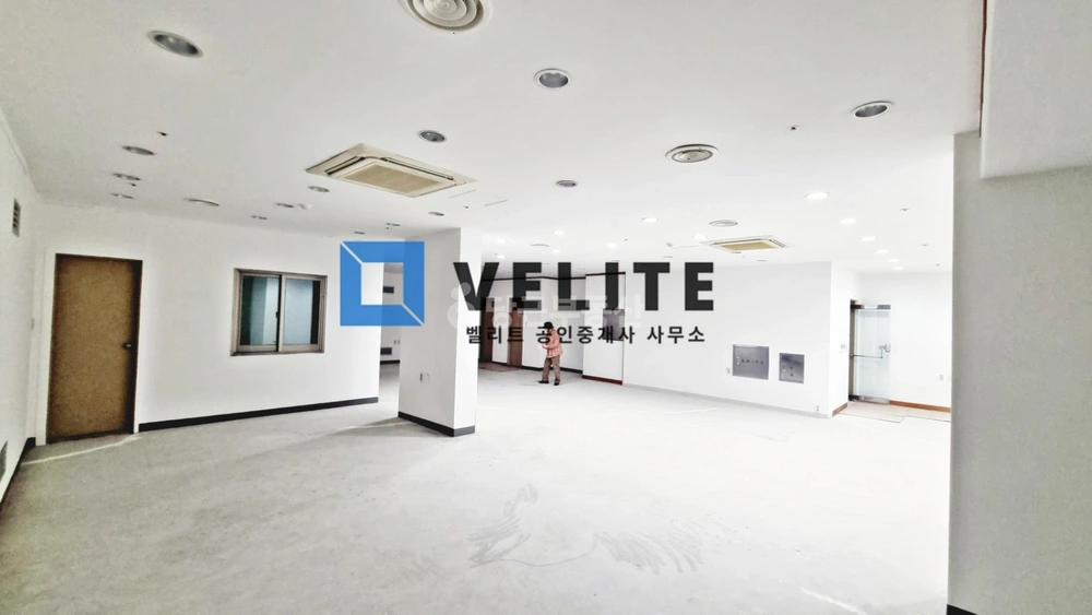 서울특별시 강남구 역삼동 상가 사진 1