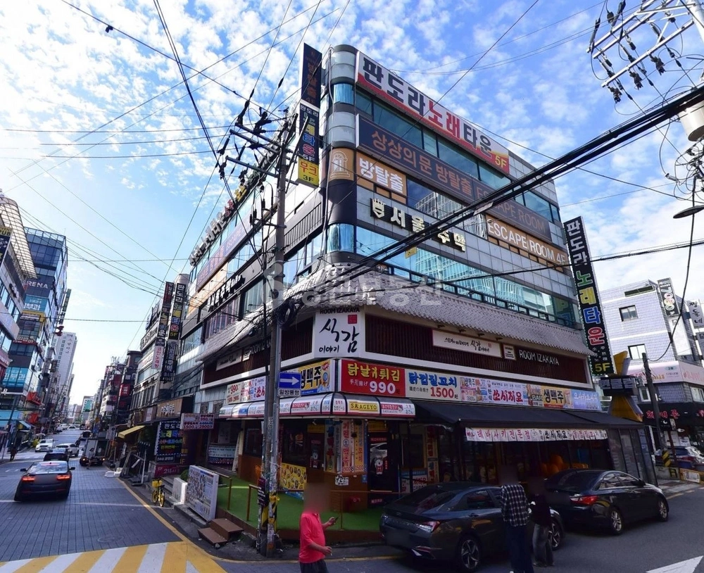 경기도 수원시 팔달구 인계동 상가 사진 1