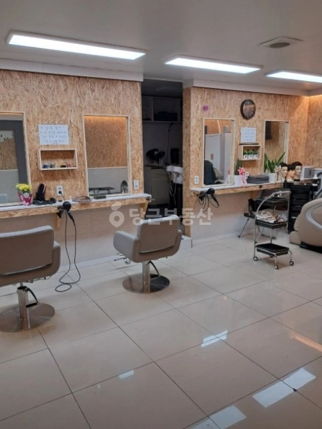 부산광역시 연제구 연산동 상가 사진 1