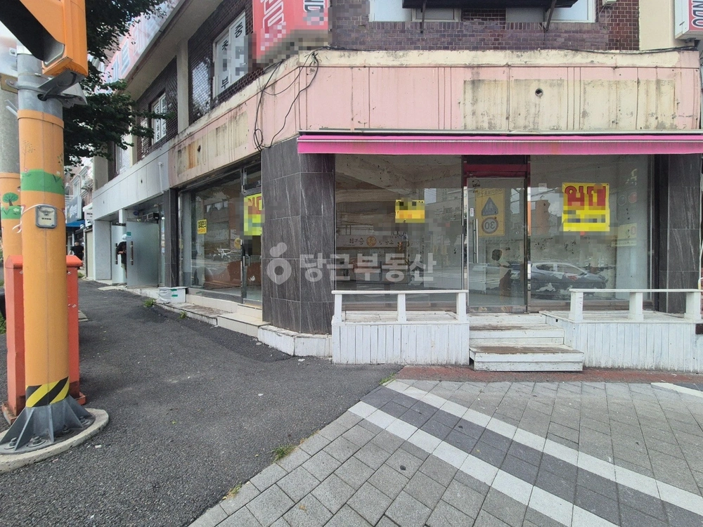 대전광역시 서구 괴정동 상가 사진 1