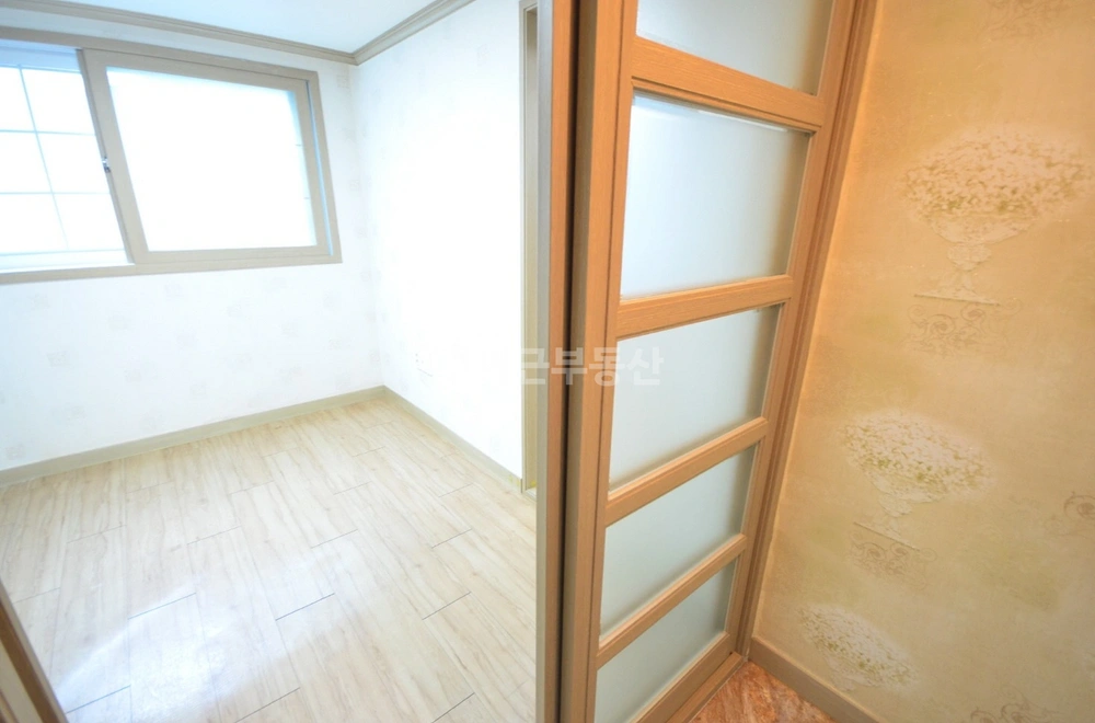 부산광역시 중구 대청동4가 원룸 사진 1