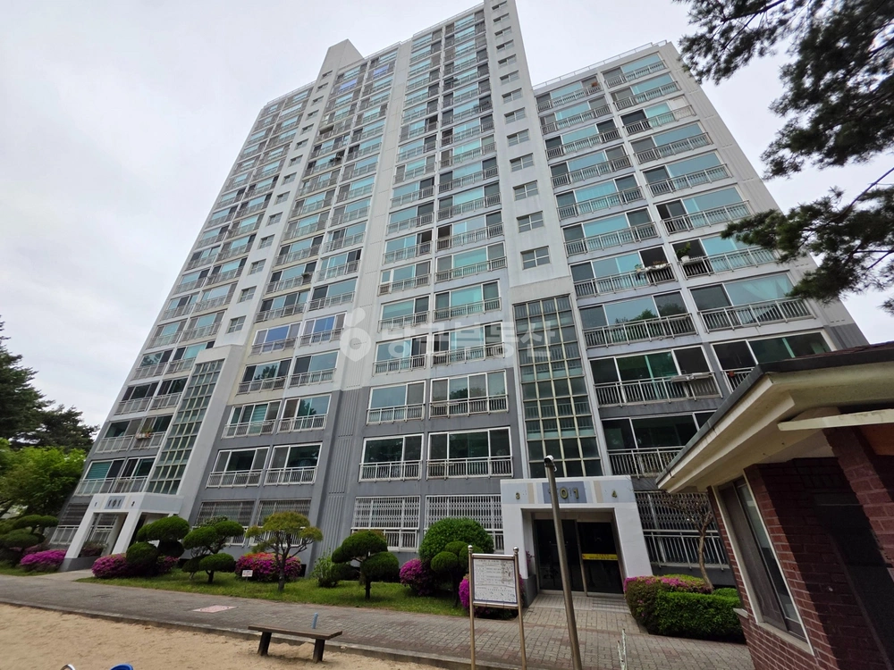 대전광역시 유성구 상대동 아파트 사진 1