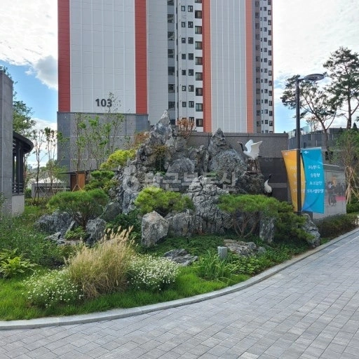 경기도 안양시 동안구 호계동 아파트 사진 1