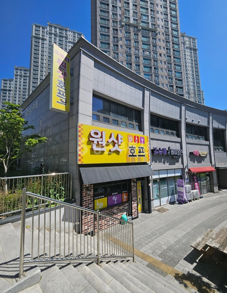 전남광주통합특별시 서구 화정동 상가 사진 1