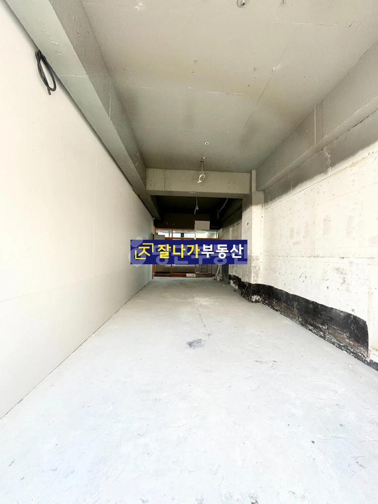 경기도 고양시 일산서구 탄현동 상가 사진 1