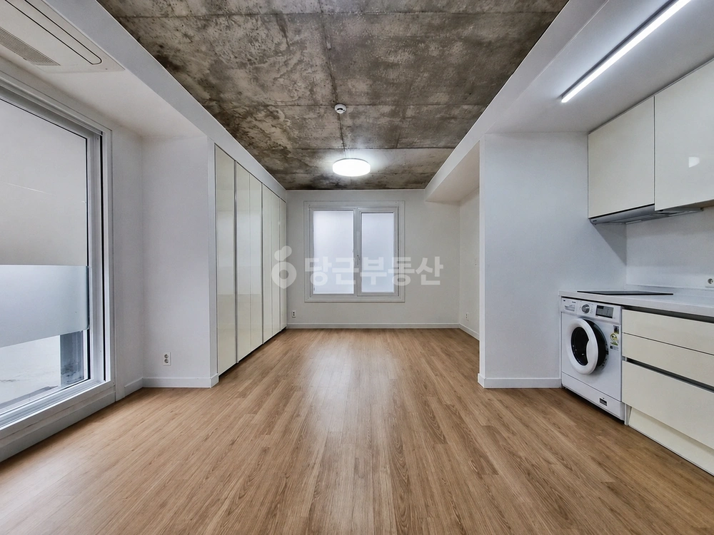서울특별시 강남구 역삼동 원룸 사진 1