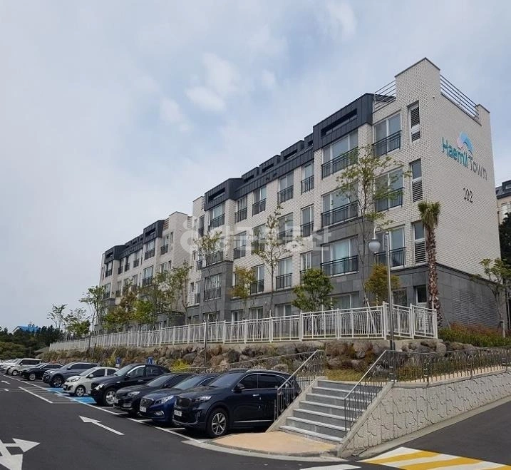 제주특별자치도 서귀포시 동홍동 아파트 사진 1