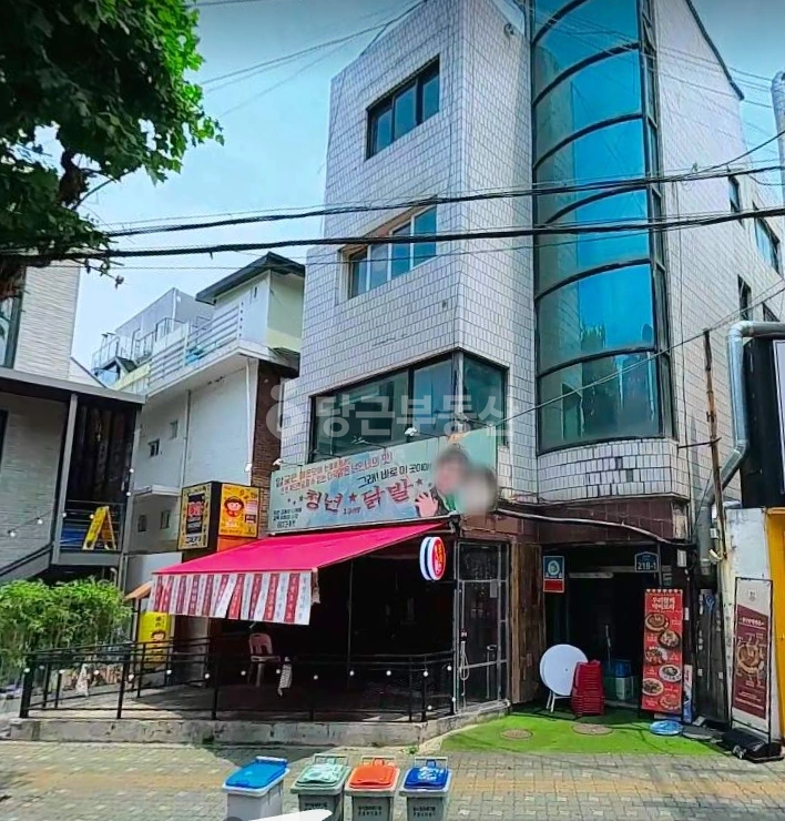 서울특별시 마포구 동교동 건물 사진 1