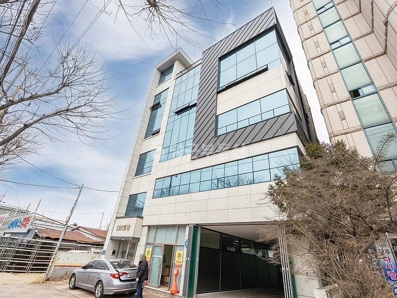전남광주통합특별시 남구 월산동 건물 사진 1