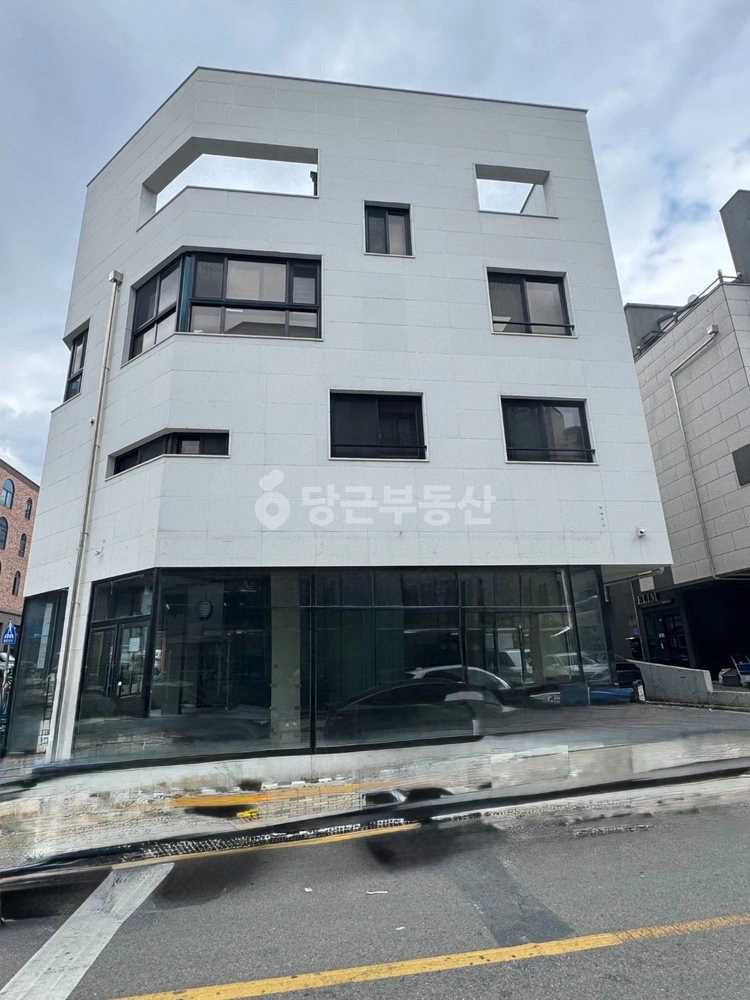 충청남도 천안시 서북구 불당동 상가 사진 1
