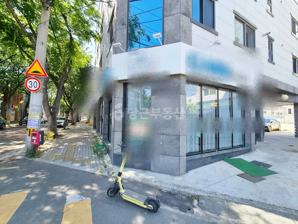 대구광역시 동구 율하동 상가 사진 1