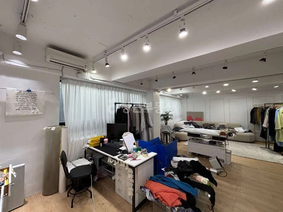 서울특별시 강남구 논현동 사무실 사진 1