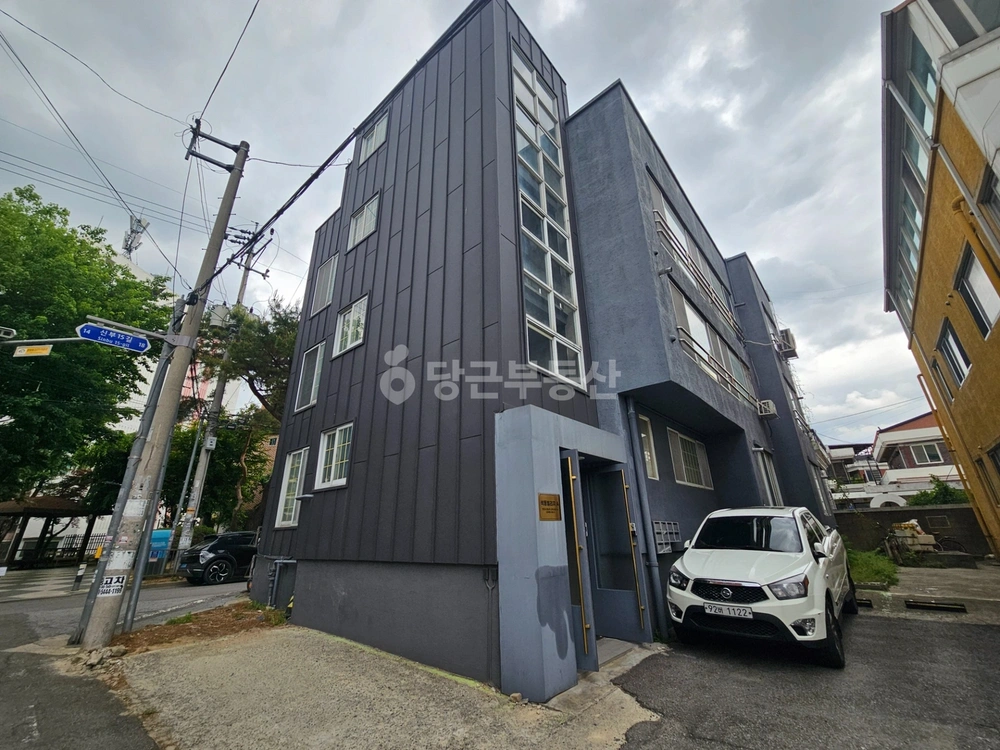 충청남도 천안시 동남구 신부동 건물 사진 1