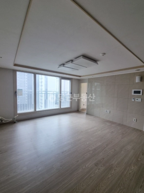 부산광역시 강서구 명지동 아파트 사진 1