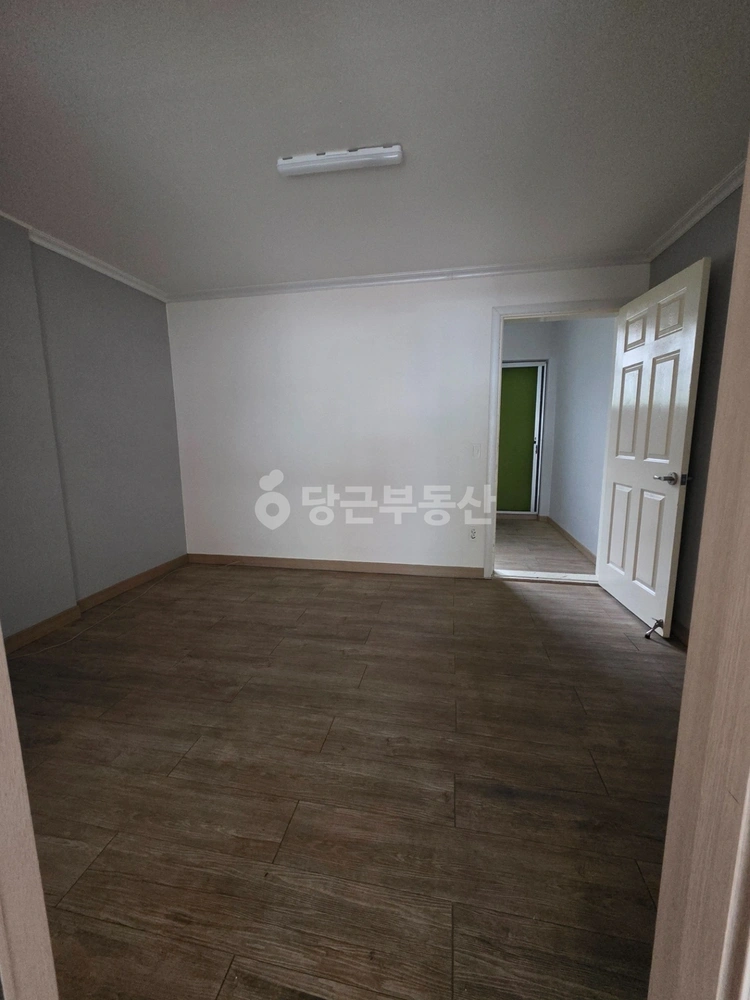 대전광역시 서구 월평동 상가 사진 1