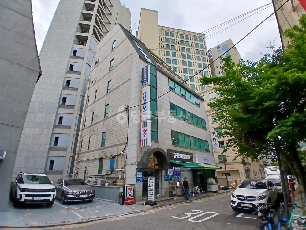 서울특별시 강남구 역삼동 사무실 사진 1
