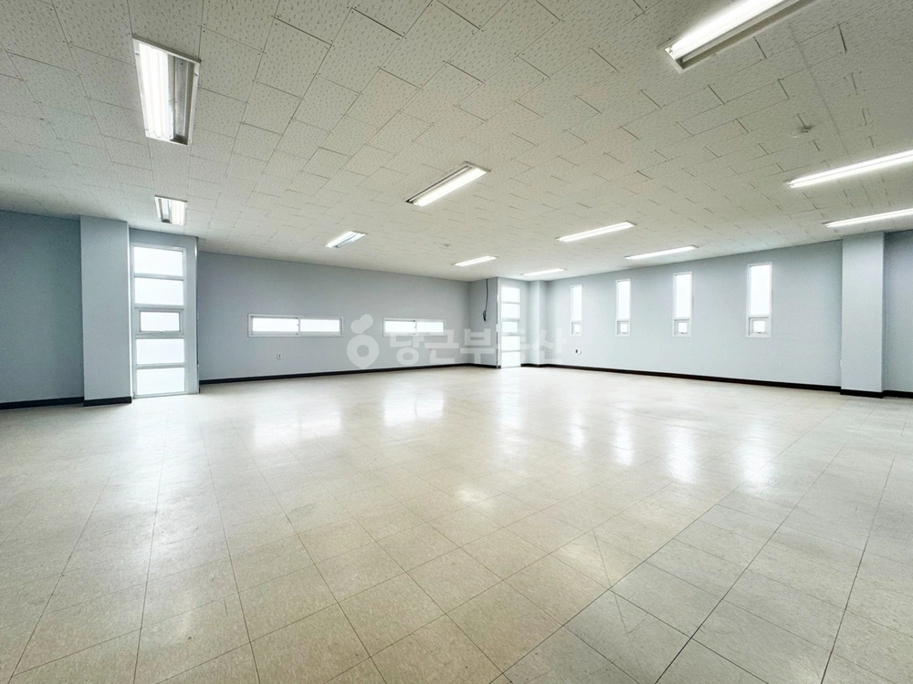 대전광역시 서구 괴정동 상가 사진 1