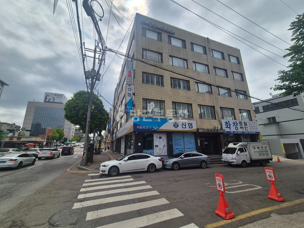 경기도 수원시 팔달구 인계동 상가 사진 1