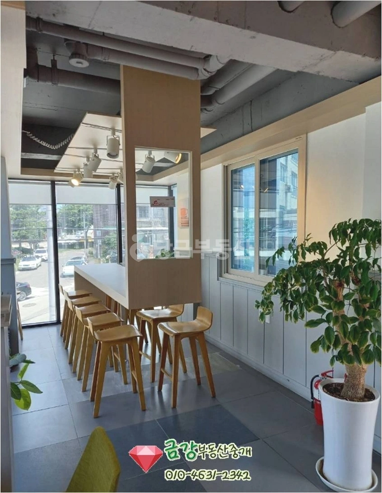 경상남도 창원시 진해구 자은동 상가 사진 1