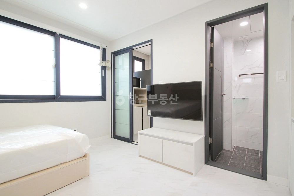부산광역시 남구 대연동 원룸 사진 1