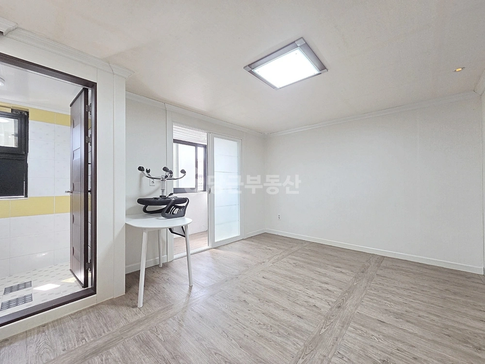 대구광역시 수성구 황금동 원룸 사진 1