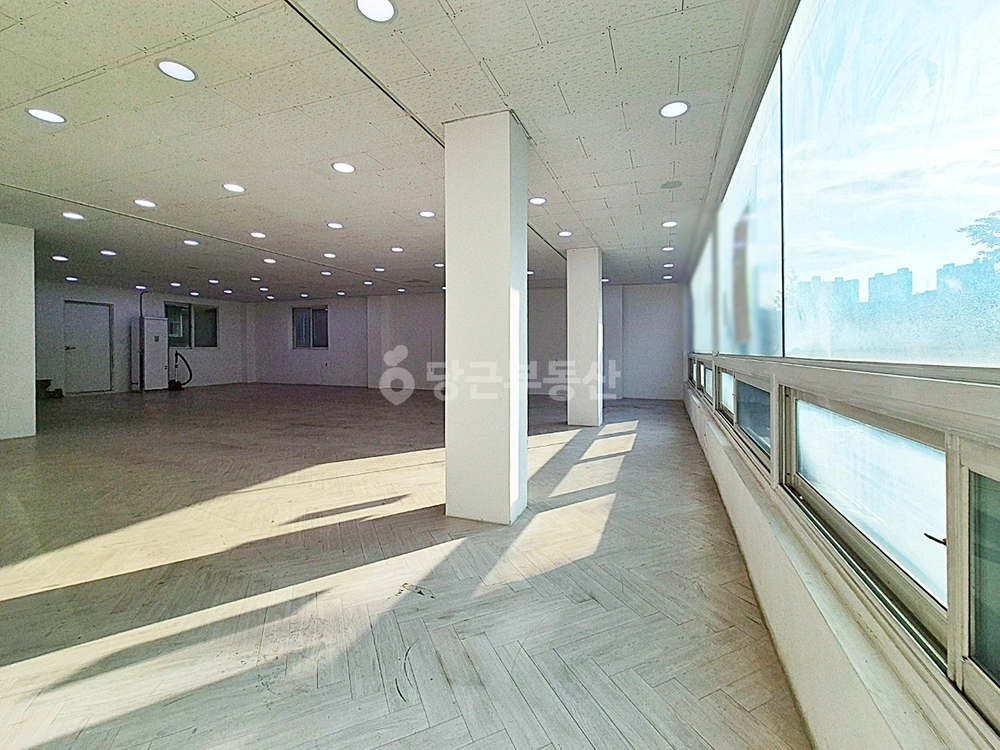 충청북도 청주시 흥덕구 복대동 상가 사진 1
