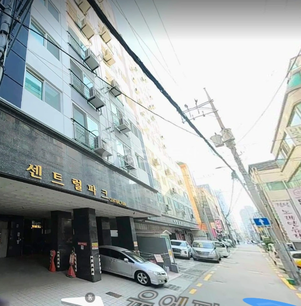 부산광역시 남구 대연동 아파트 사진 1