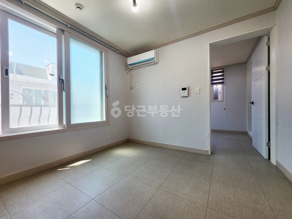 대전광역시 서구 월평동 원룸 사진 1