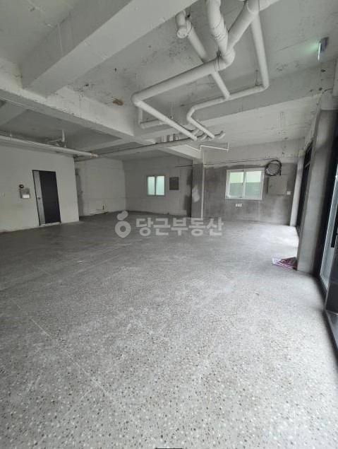 전남광주통합특별시 북구 용봉동 상가 사진 1